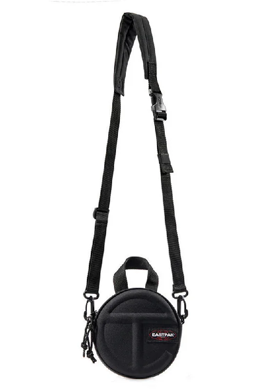 TELFAR x EASTPAK EK0A5BBC CIRCLE BAG BLACK